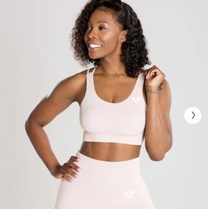 Women's Best Power Seamless Sports Bra NWT